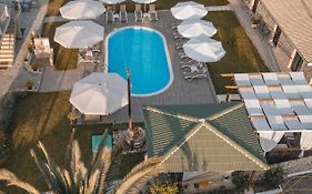 Tsanis Estate